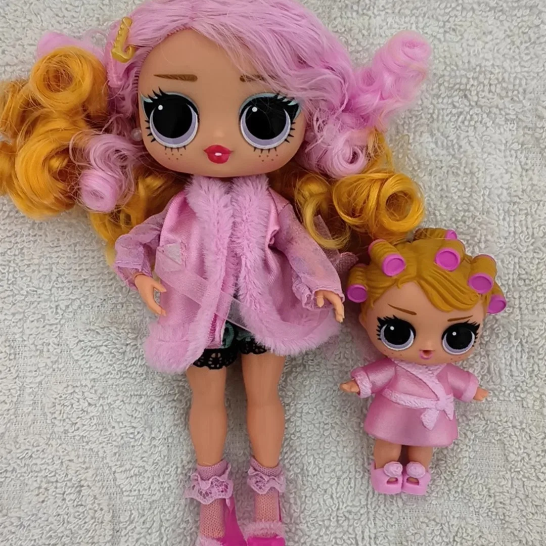 20см Оригинальная кукла MGA LOL OMG старшая сестра Золотисто-розовые волосы Младшая школьница Пижамный набор с большими глазами Лучший подарок