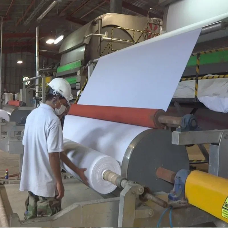 3000 мм 50-80 г/м² Полностью автоматическая машина для производства копировальной бумаги из древесной массы A4 Оборудование для писчей бумаги Машина для изготовления бумажных сот