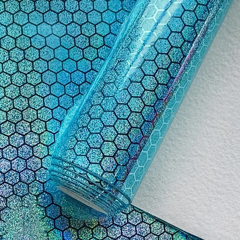 46x135 см Голографический гладкий футбольный узор Искусственная кожа PU ткань для изготовления сумки Швейное украшение сумки DIY Ремесла 0,7 мм