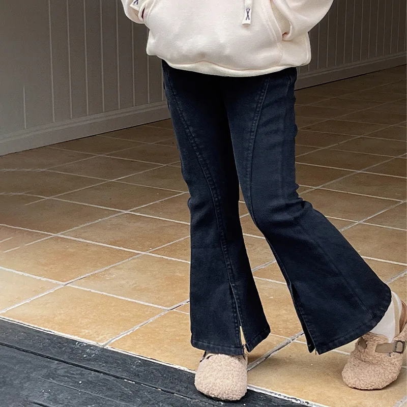 Брюки для девочек Флисовые джинсовые брюки-клеш 2023 Осень и Зима Новая детская мода Утолщенные Микро Девушки Причинно-следственные длинные брюки