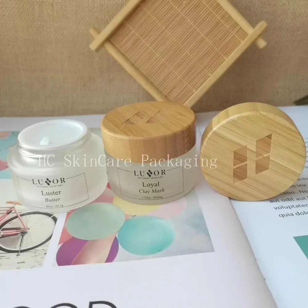  Оптовая продажа переработанного матового прозрачного стекла с выгравированной бамбуковой крышкой, стеклянная банка для косметического крема для упаковки крема для лица
